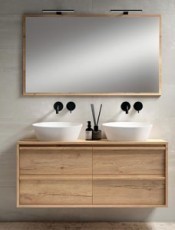 Muebles de baño modernos Laura colgados: Elegancia y funcionalidad combinadas en un diseño contemporáneo. Doble seno