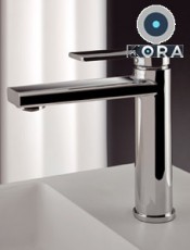 Monomando de lavabo VARTA Cromo: diseño elegante, acabado cromado brillante, funcionalidad y durabilidad para baños modernos.