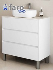 Disfruta de este exclusivo mueble Stay Three Edge con patas al suelo Faro. Muebles de baño con tiradores.